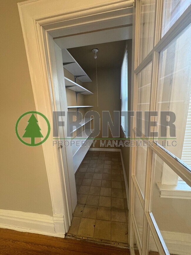 Building Photo - 3939 Magnolia Ave