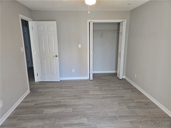 Building Photo - 11599 W Kingfisher Ct