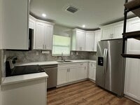 Building Photo - 5932 Mckee Lake Dr N