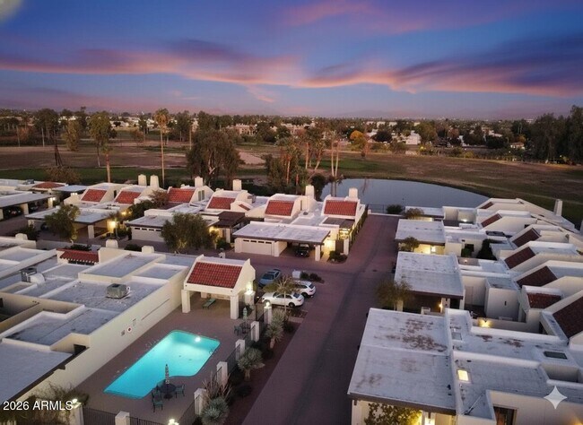 Building Photo - 2529 N Miller Rd