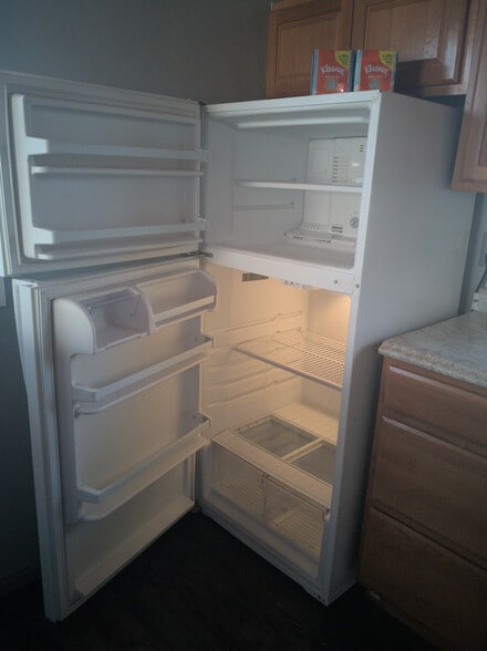 kitchen - 1504 12th Ave S