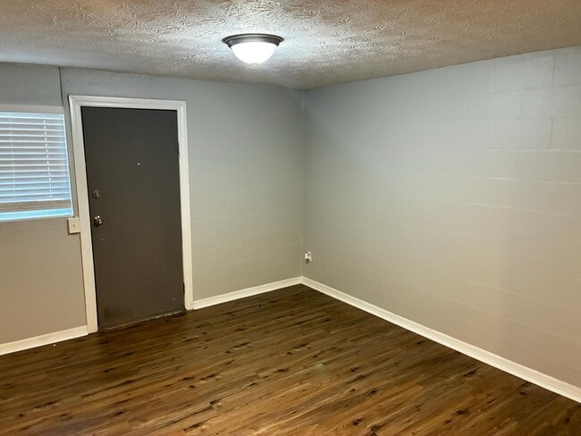 Building Photo - 2150 Inwood Terrace