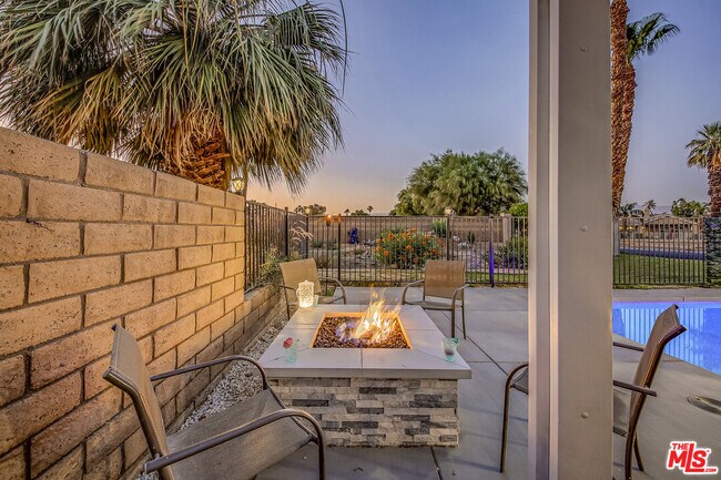 Building Photo - 82580 Yeager Way