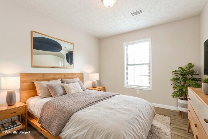 Building Photo - 4272 Falcon Crest Dr