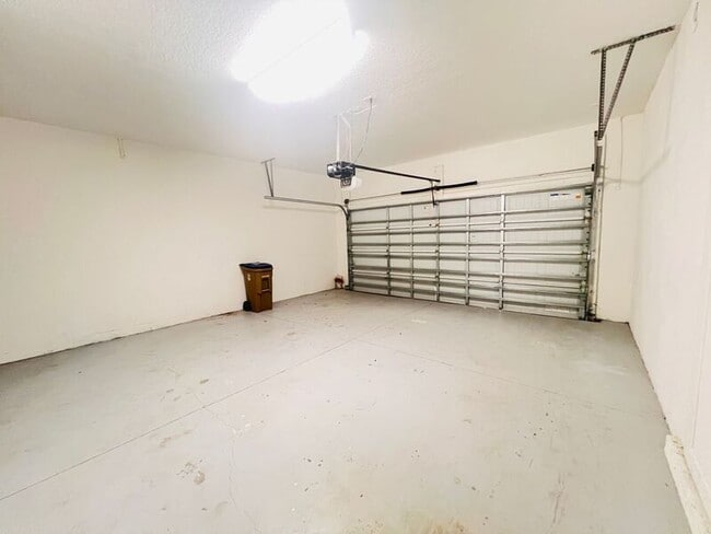 Building Photo - 4442 Seven Canyons Dr