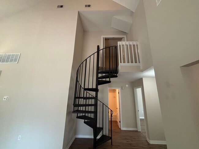Building Photo - 1859 Heartland Dr
