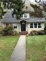 Building Photo - 35 2nd Ave