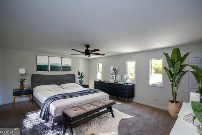 Building Photo - 2704 Margaret Mitchell Dr NW