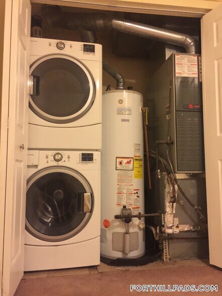 Building Photo - 66 St James St