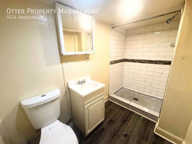Building Photo - 5534 Ardleigh St