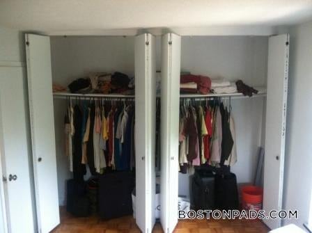 Building Photo - 524 Putnam Ave