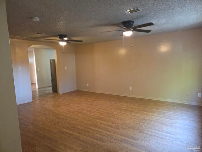 Building Photo - 1540 Wilimar Pl