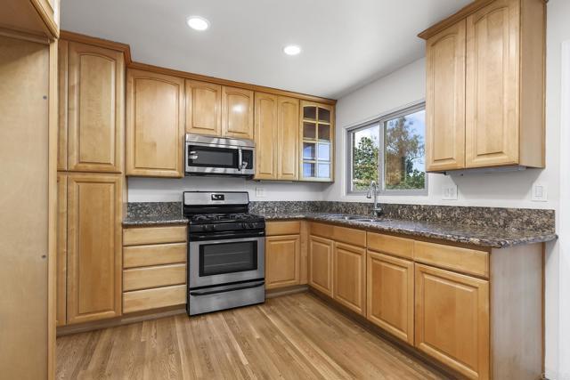 Building Photo - 7287 Blackton Dr