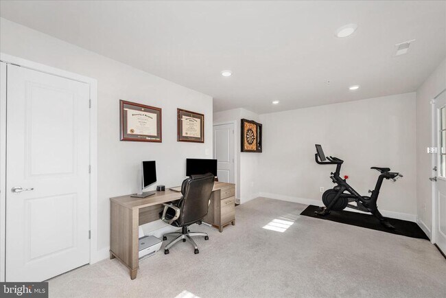 Building Photo - 7963 Potter Pl