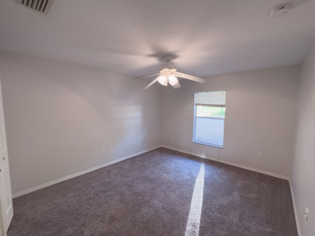 Building Photo - 701 E palm St