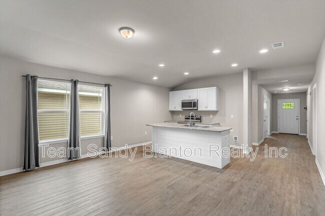 Building Photo - 3210 Electra Dr