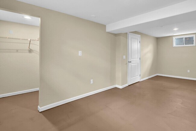Building Photo - 4559 Ashfield Dr