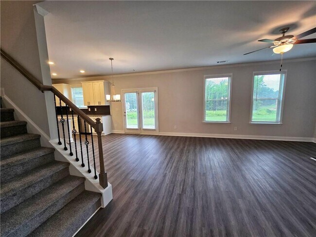 Building Photo - 3856 Lockaby Way