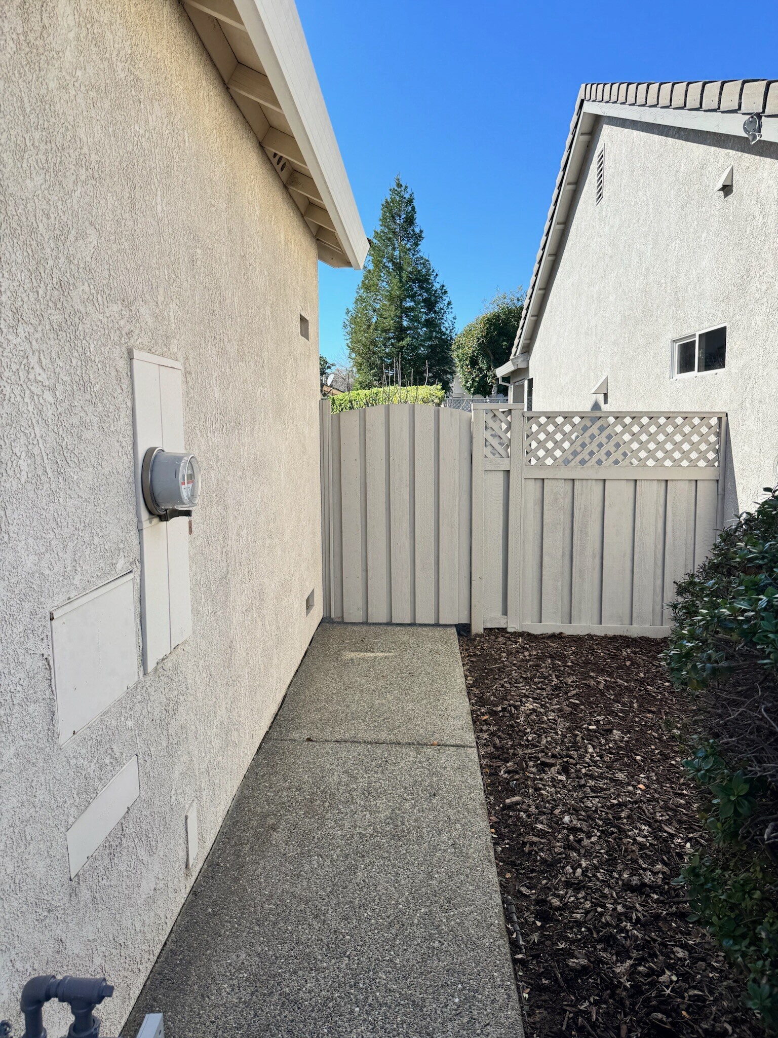 Building Photo - 5977 Whisperlodge Way