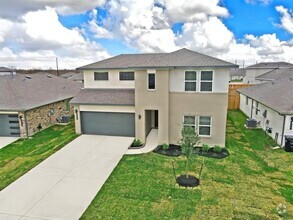 Building Photo - 250 Dusty Bridle Ln