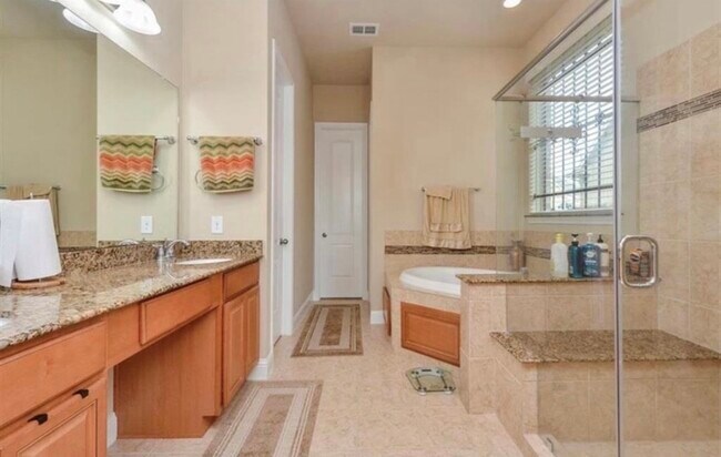 Building Photo - 11111 Glasgill Ct