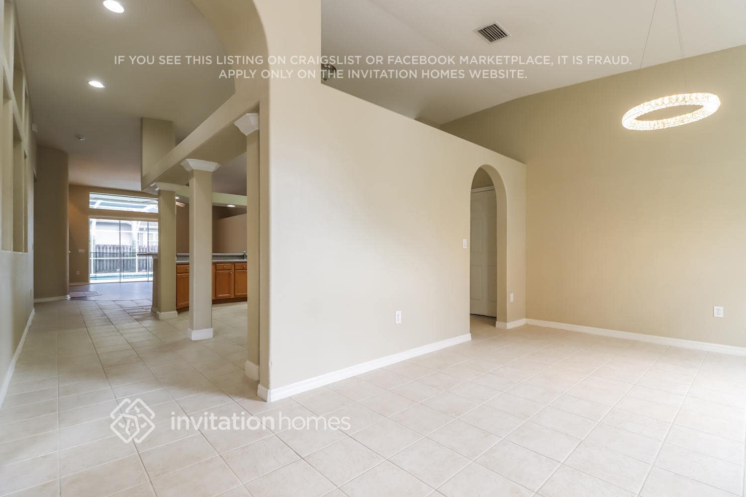 Building Photo - 19519 French Lace Dr