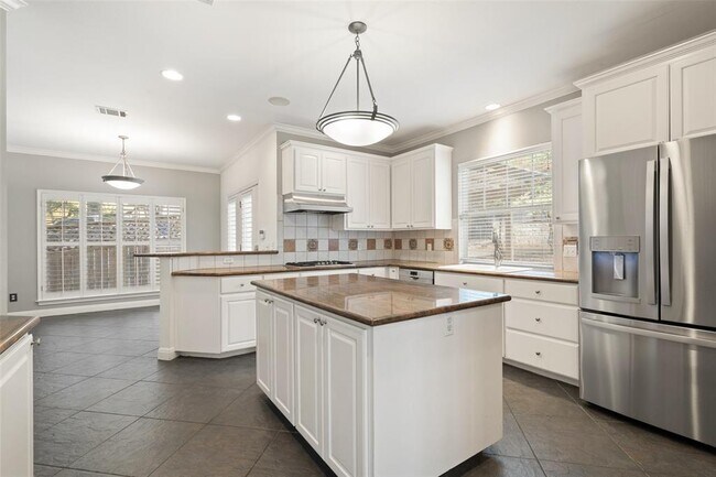 Building Photo - 4305 Shoal Creek Blvd