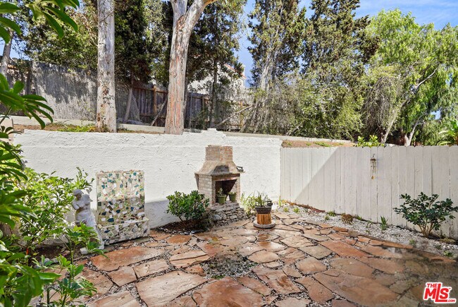 Building Photo - 6444 Cavalleri Rd