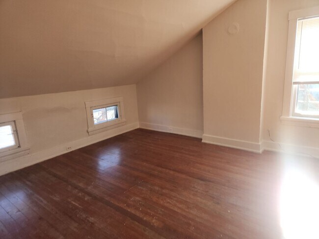 Building Photo - 2366 Wheeler St