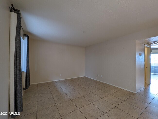 Building Photo - 12123 W Bell Rd