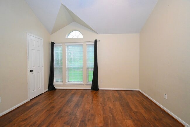Building Photo - 16302 Ash Point Ln