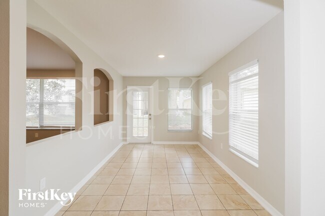 Building Photo - 18416 Cypress Bay Pkwy