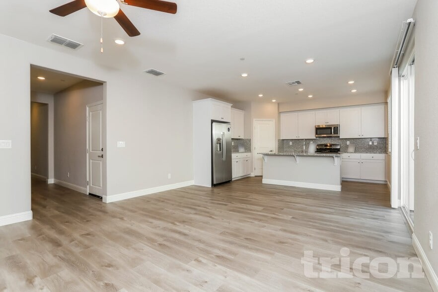 Building Photo - 2129 Comstock Ln