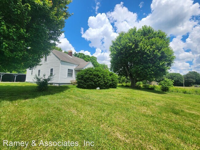 Primary Photo - 3 br, 1 bath House - 10300 Blue Lick Road