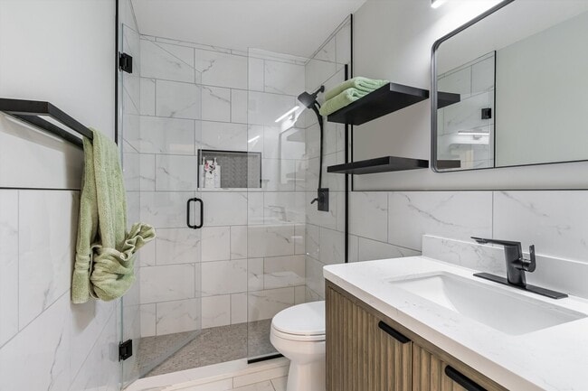 Building Photo - 3600 N Lake Shore Dr