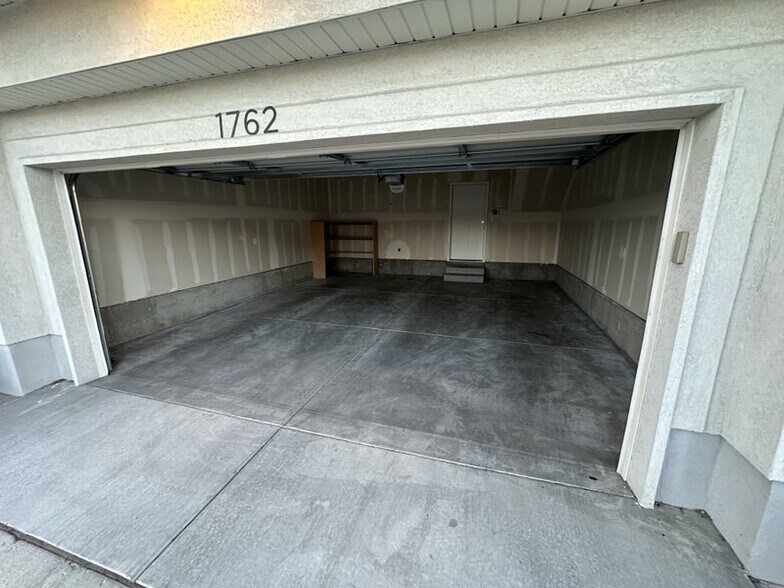 Building Photo - 1762 W 220 S