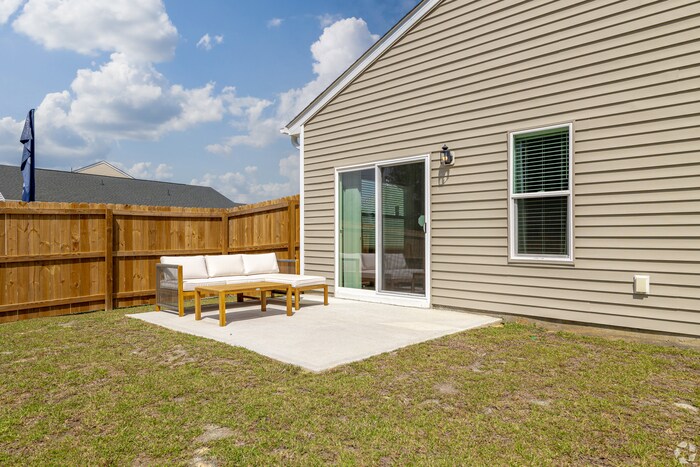 Building Photo - 363 Augustine Dr