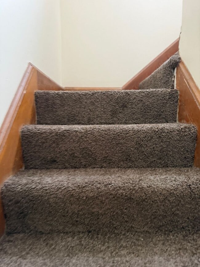 Building Photo - BEAUTIFUL SINGLE FAMILY MOVE-IN READY!!!