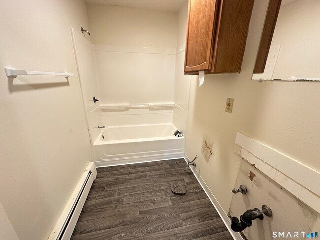 Building Photo - 60 Tariff St