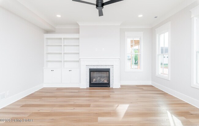 Building Photo - 6100 Passionflower Dr