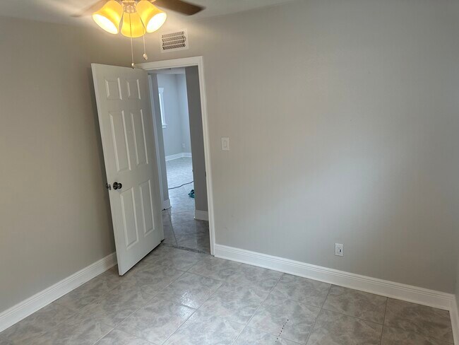 Building Photo - 5224 100th Way N