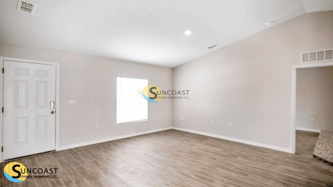 Building Photo - 52 Rymshaw Dr