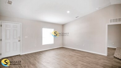 Building Photo - 52 Rymshaw Dr