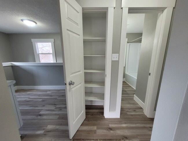 Building Photo - Renovated (in 2024!) two bedroom home, har...