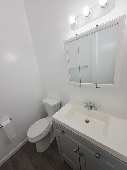 Building Photo - 124 N Brighton St