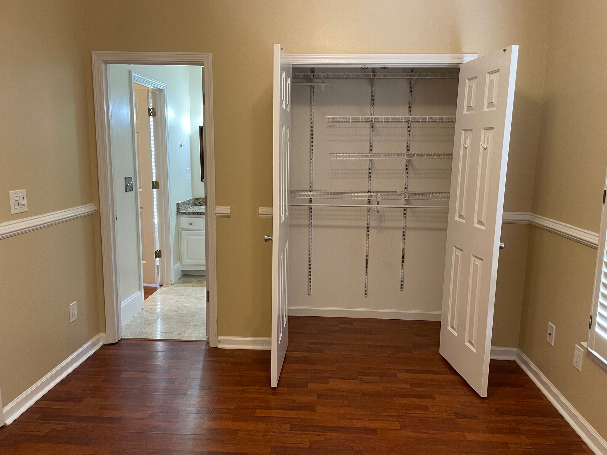 Building Photo - 3746 Summer Rose Dr