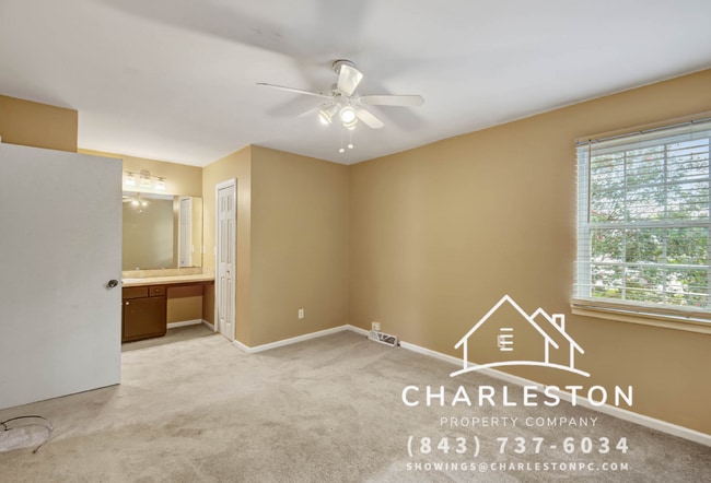 Building Photo - 2318 Applebee Way