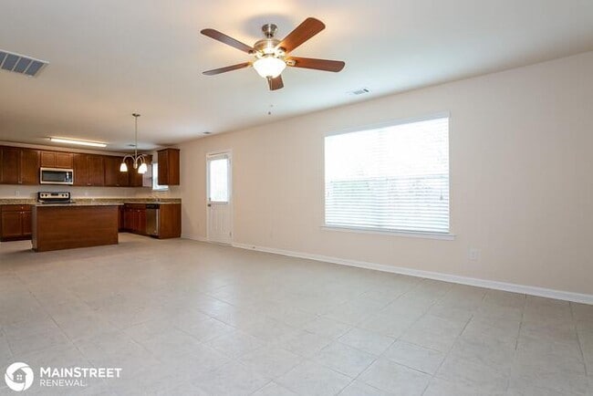 Building Photo - 2517 Queen Bee Drive, Columbia, TN 38401