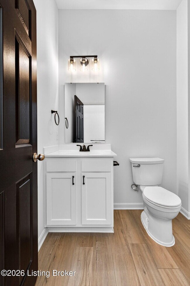 Building Photo - 508 Lilly Ave