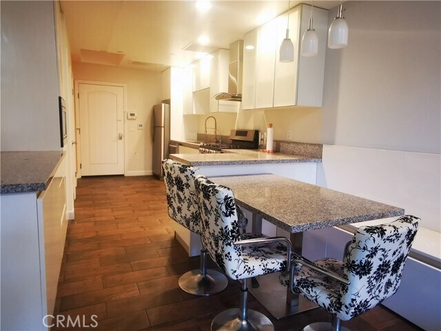 Building Photo - 28 N 3rd St